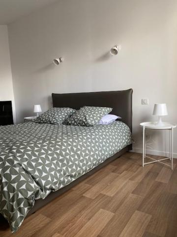 Le Duplex Du Cours De Verdun Arras Extérieur photo